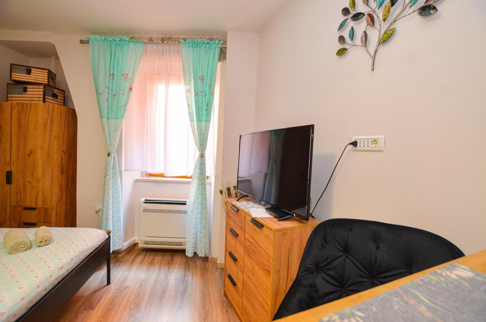 Klaudia Studio Ровинь Экстерьер фото